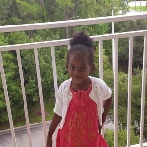 Meet your Posher, Ingrid